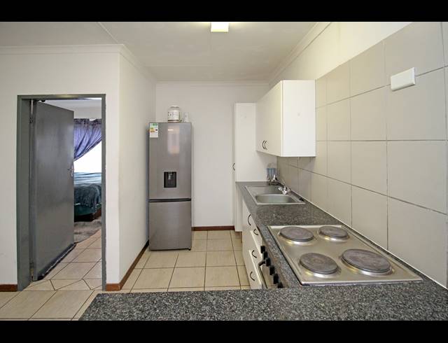 1 BEDROOM APARTMENT FOR SALE IN FERNDALE